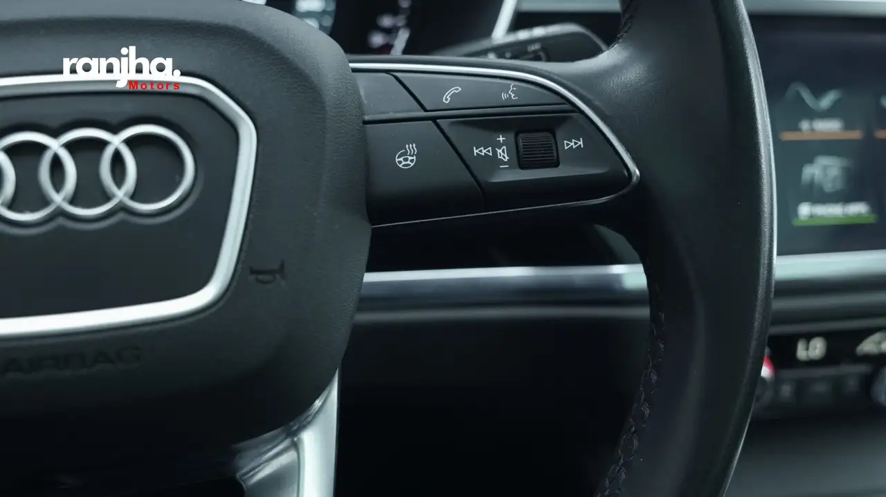 Audi Q3 снимка Audi Q3
