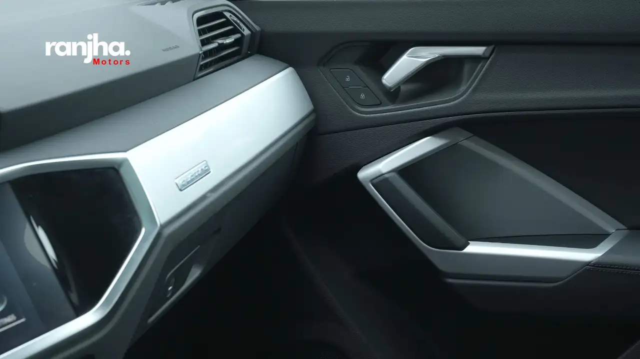 Audi Q3 снимка Audi Q3