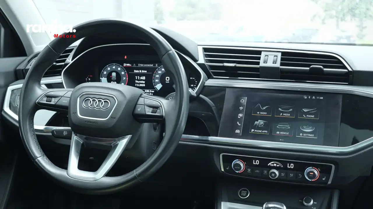 Audi Q3 снимка Audi Q3
