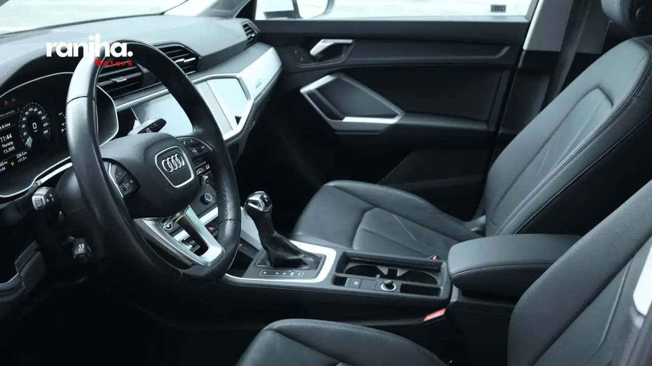 Audi Q3 снимка Audi Q3