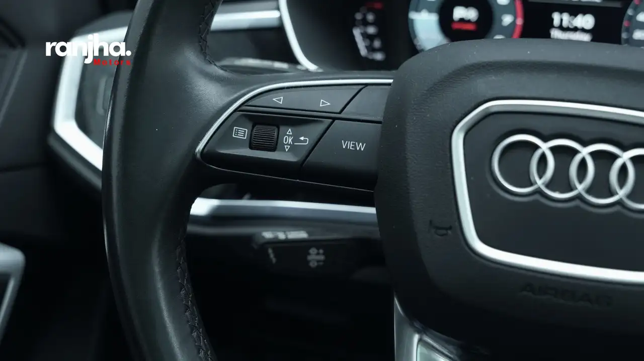 Audi Q3 снимка Audi Q3