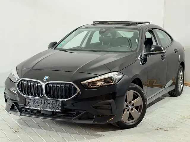 BMW 218 Head-Up Panorama Apple/Androi Keyless Kamera