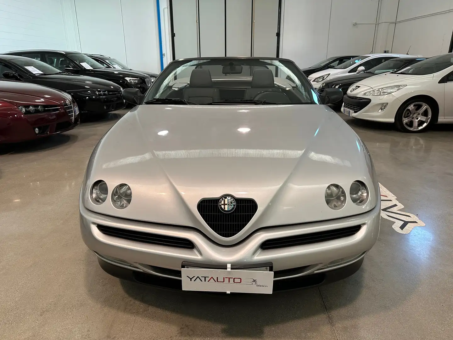 Alfa Romeo Spider 2.0 ts 16v / ISCRITTA ASI Stříbrná - 2