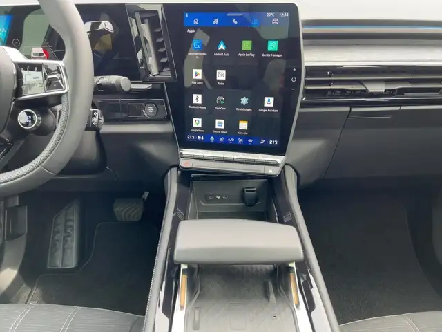 Renault Austral view 12