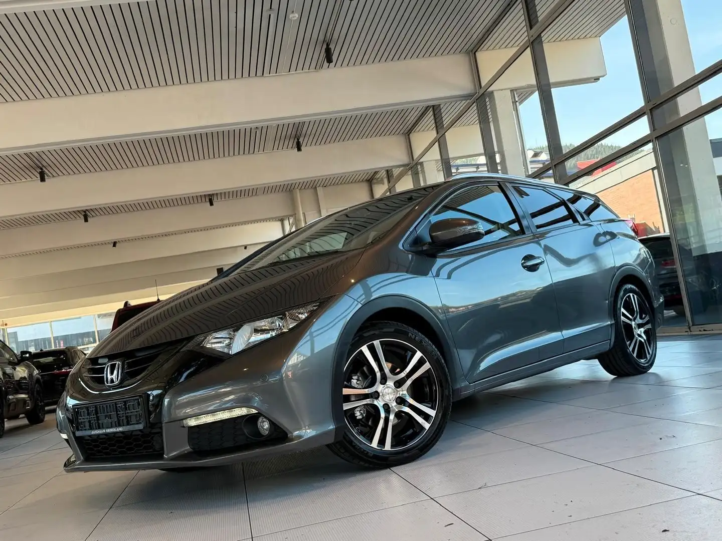 Honda Civic Tourer Lifestyle/KAMERA/BLUETOOTH/ Grau - 1