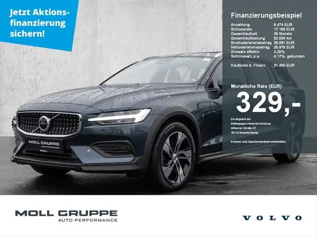 Volvo V60 Cross Country B4 AWD Plus Pano LED