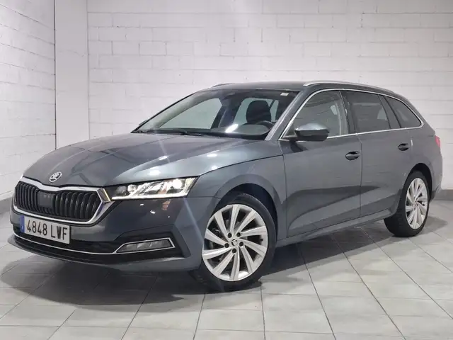 Skoda Octavia 2.0TDI Selection DSG 110kW