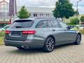 Mercedes-Benz E 220 d T-Mod 2xAvantgard Night MBUX Standheizung Gris - thumbnail 3