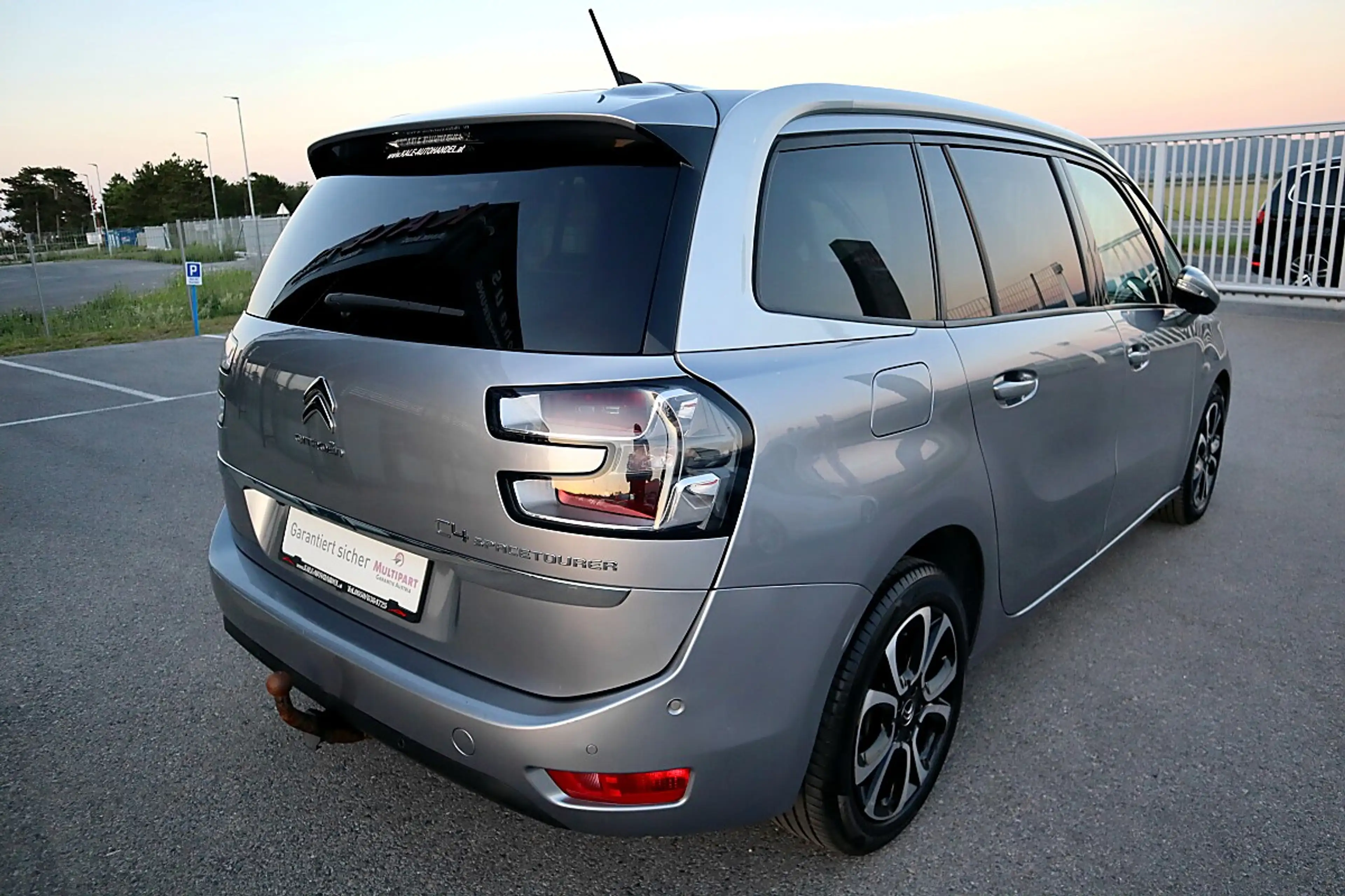 Citroen Grand C4 SpaceTourer Grand C4 Spacetourer BlueHDi 130 Automatik Shin... — photo 4