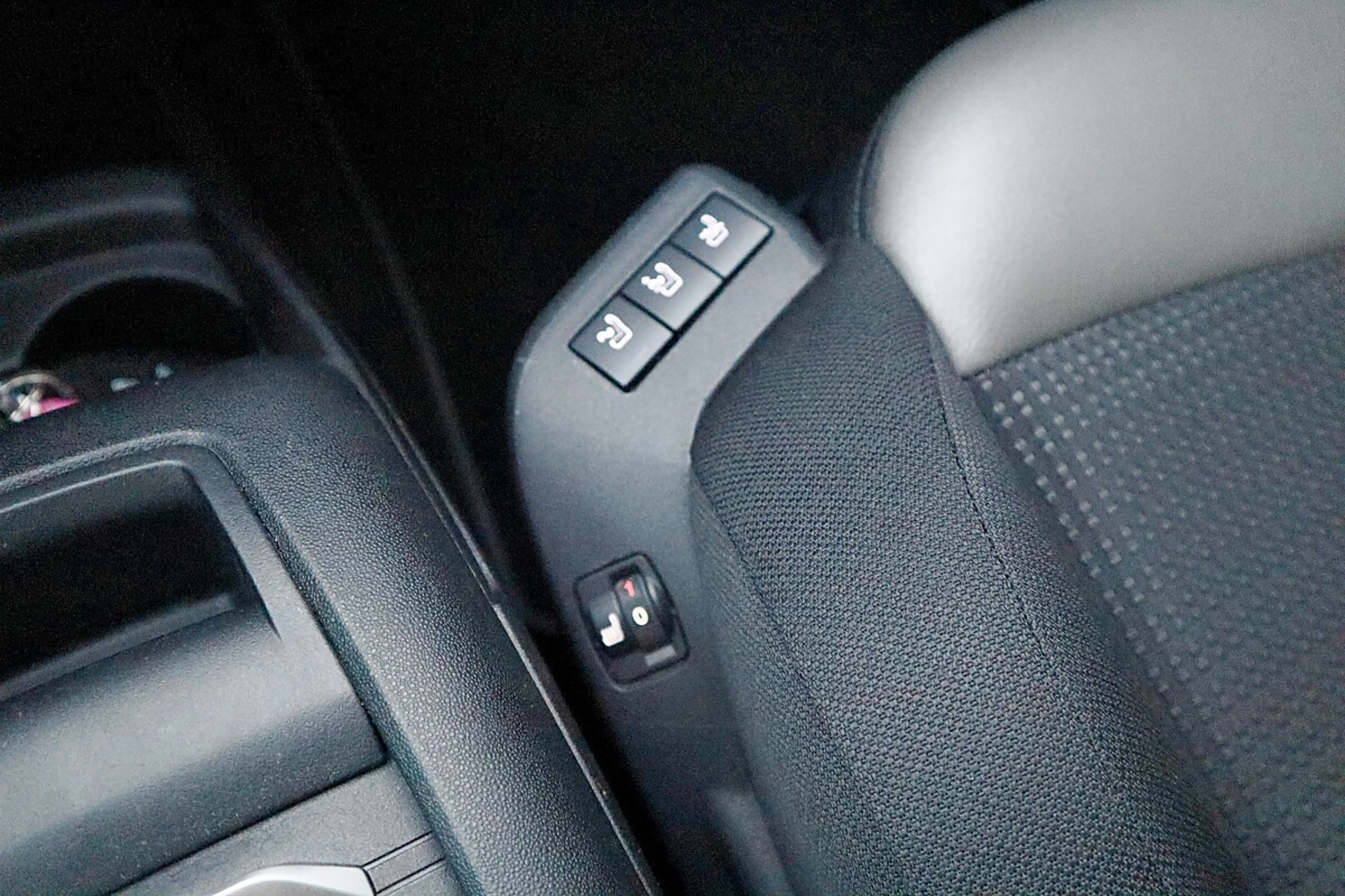 Citroen Grand C4 SpaceTourer Grand C4 Spacetourer BlueHDi 130 Automatik Shin... — photo 15