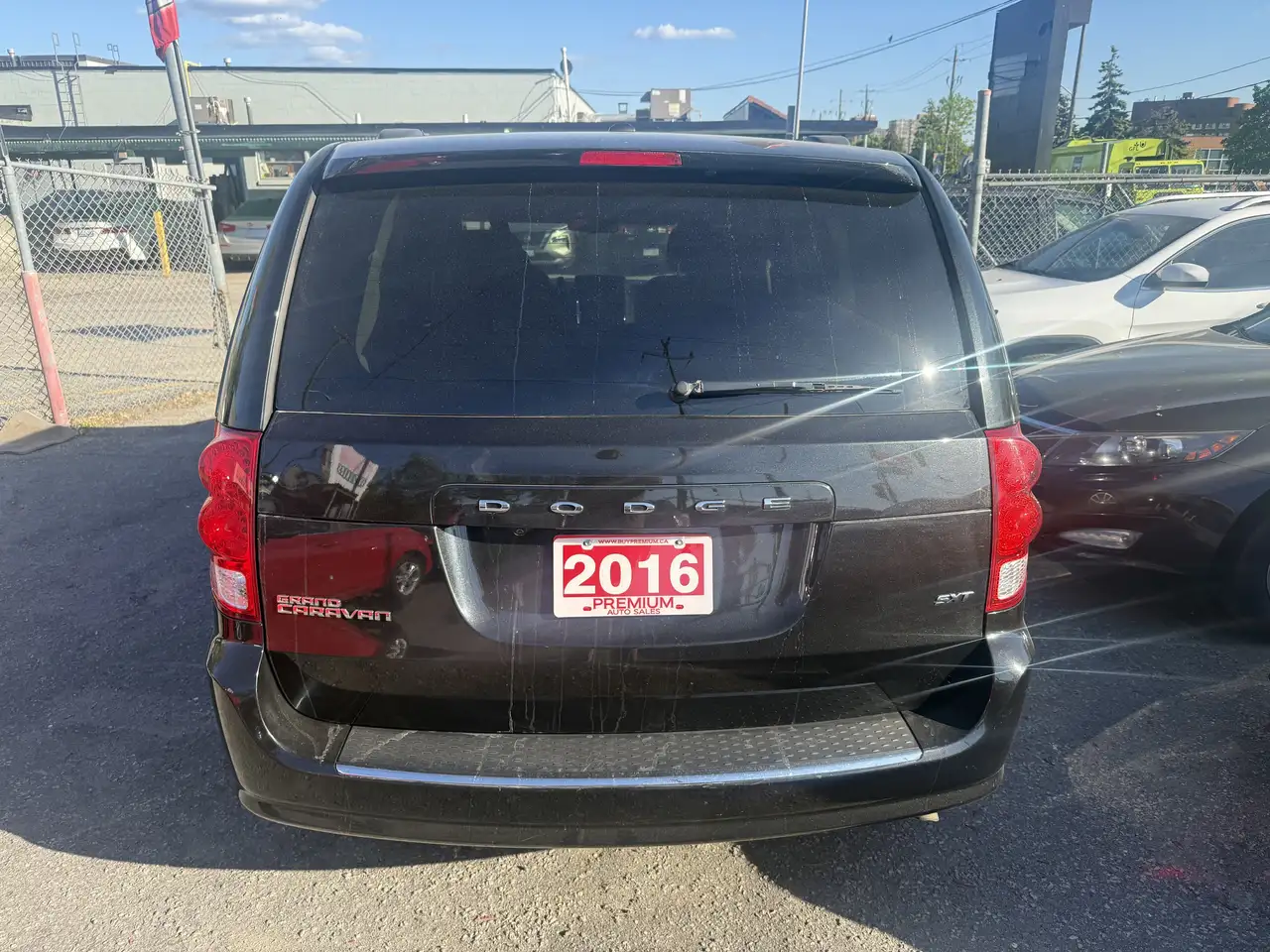Dodge Grand Caravan снимка Dodge Grand Caravan