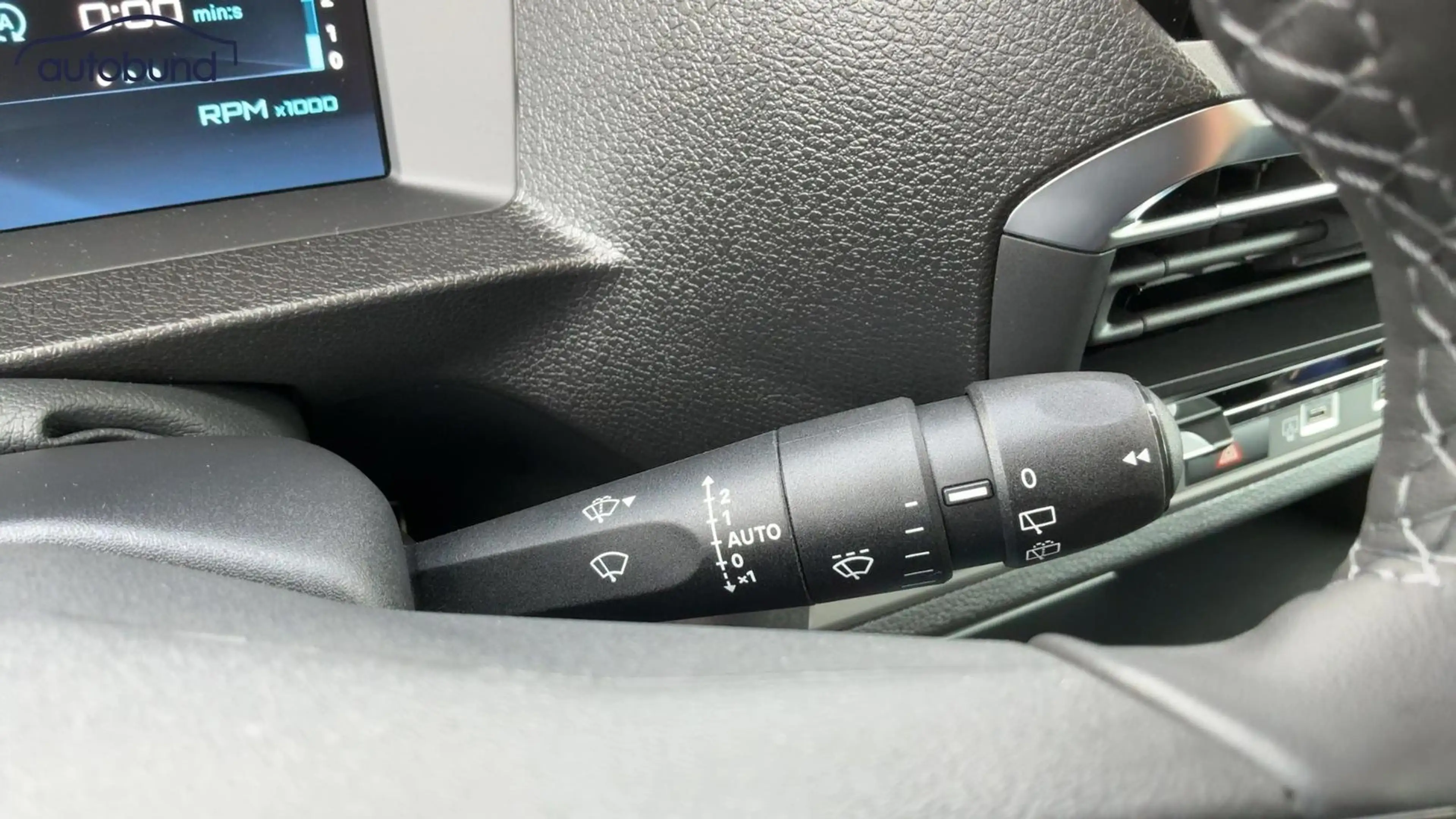 Citroen Spacetourer 2.2 BlueHDI 180 Autom. Plus M 8-Sitzer AHK KA LE — photo 14