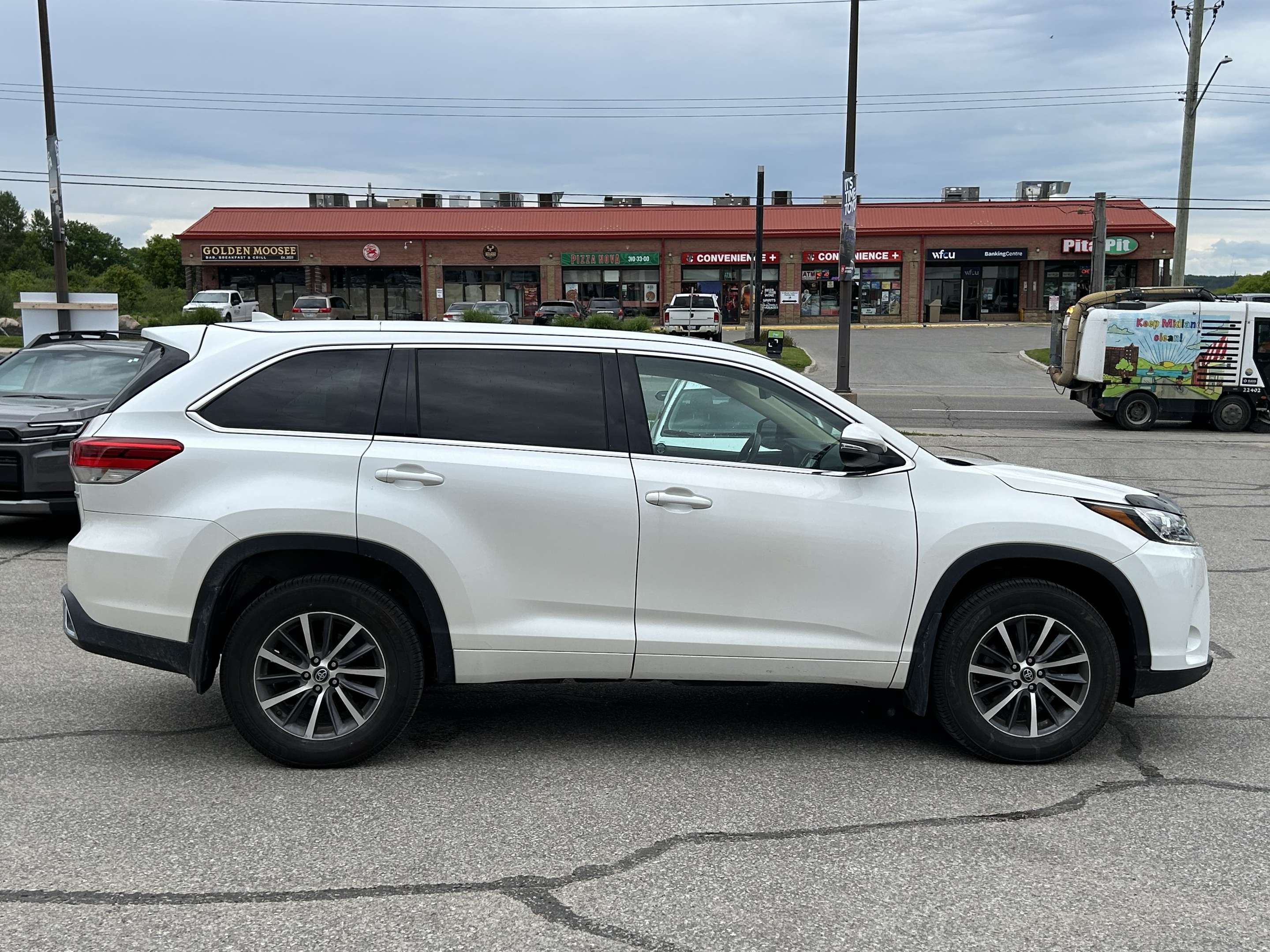 2017 Toyota Highlander Hybrid