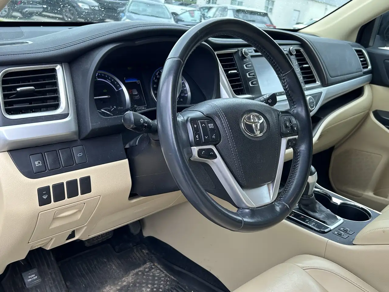 Toyota Highlander photo Toyota Highlander