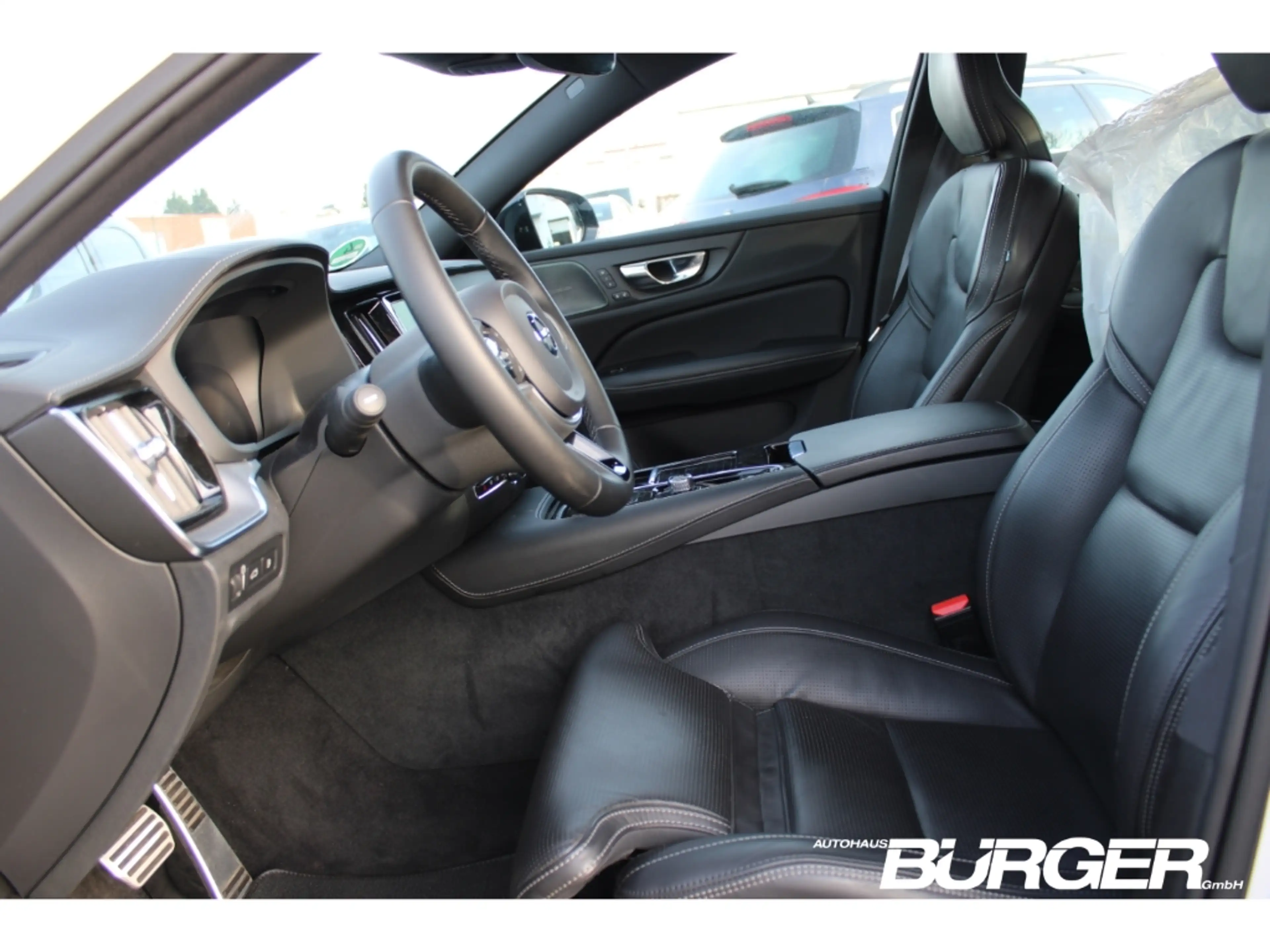 Volvo S60 R Design AWD T8 HUD Navi 360°Pano ACC LED  Memory — photo 10