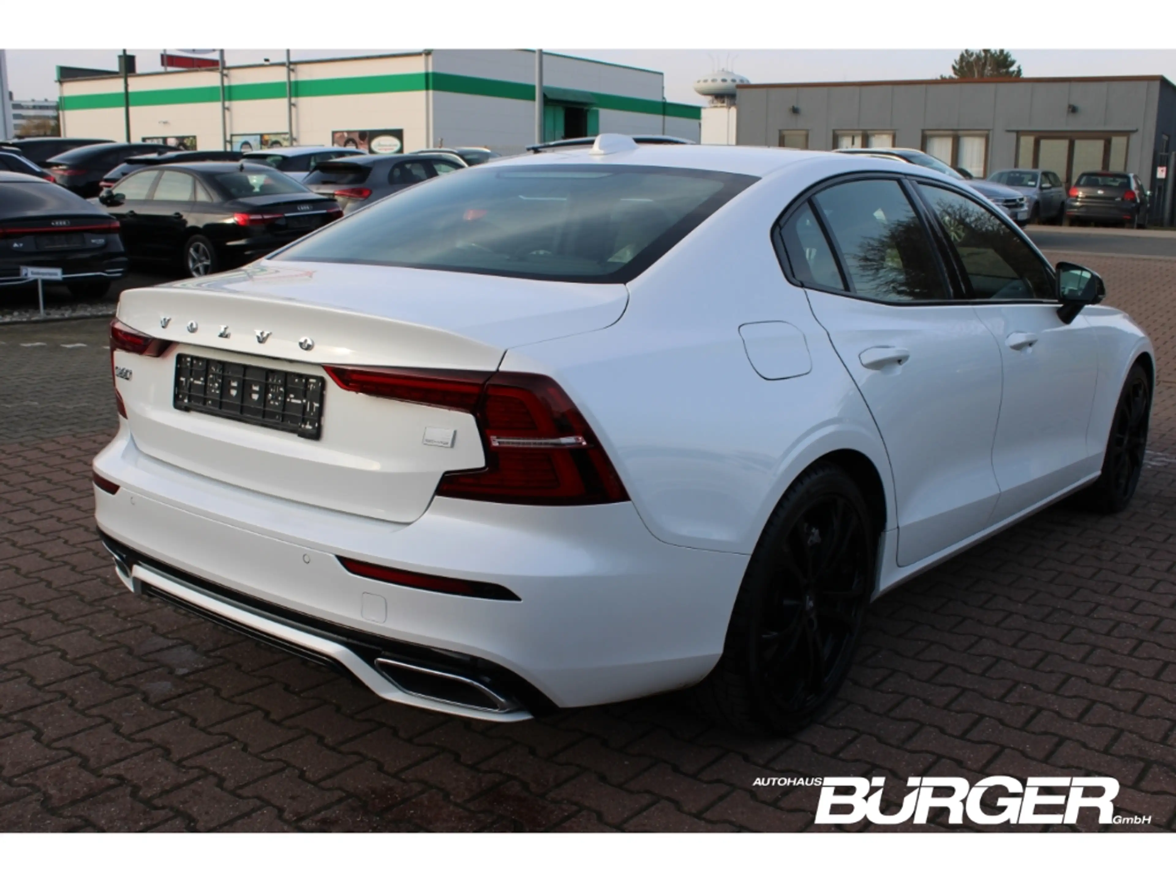 Volvo S60 R Design AWD T8 HUD Navi 360°Pano ACC LED  Memory — photo 5