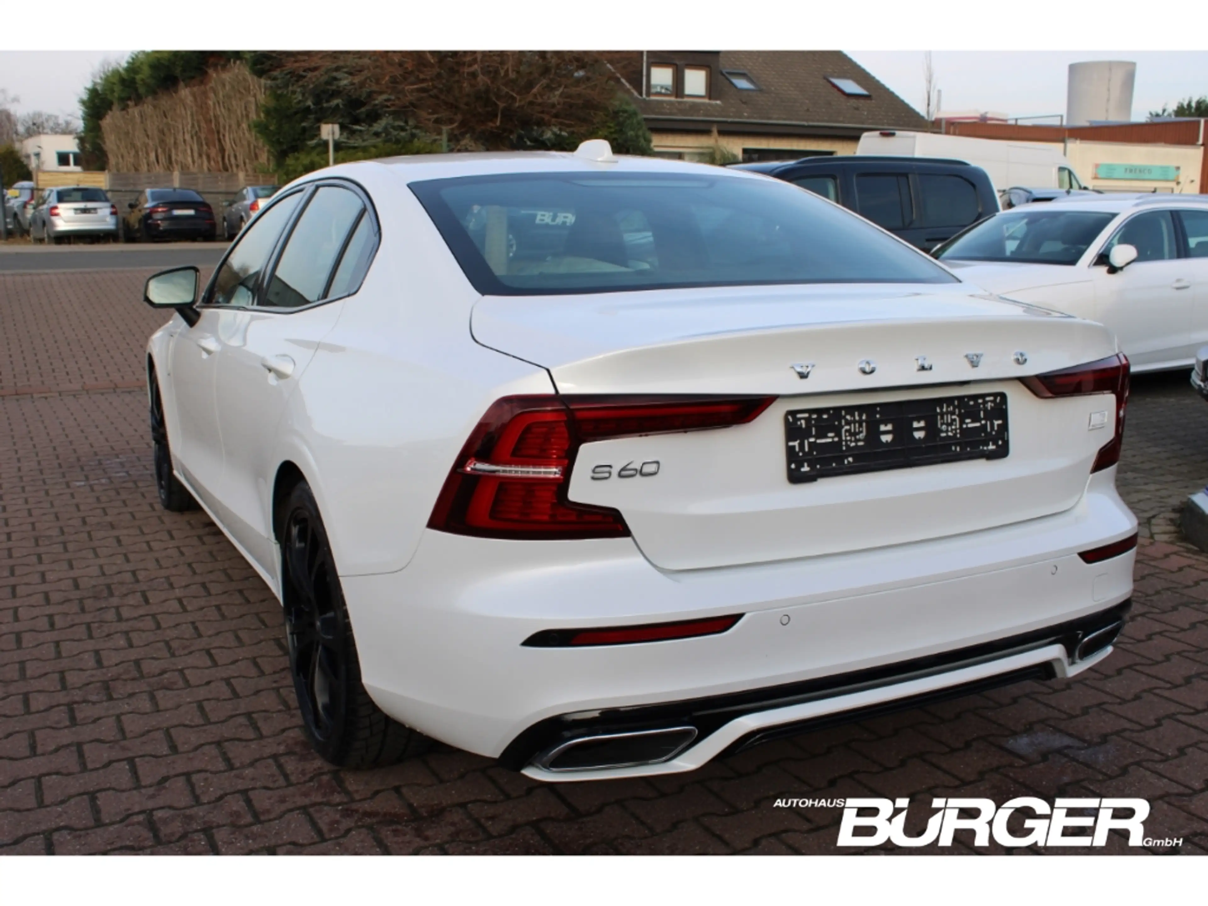 Volvo S60 R Design AWD T8 HUD Navi 360°Pano ACC LED  Memory — photo 7