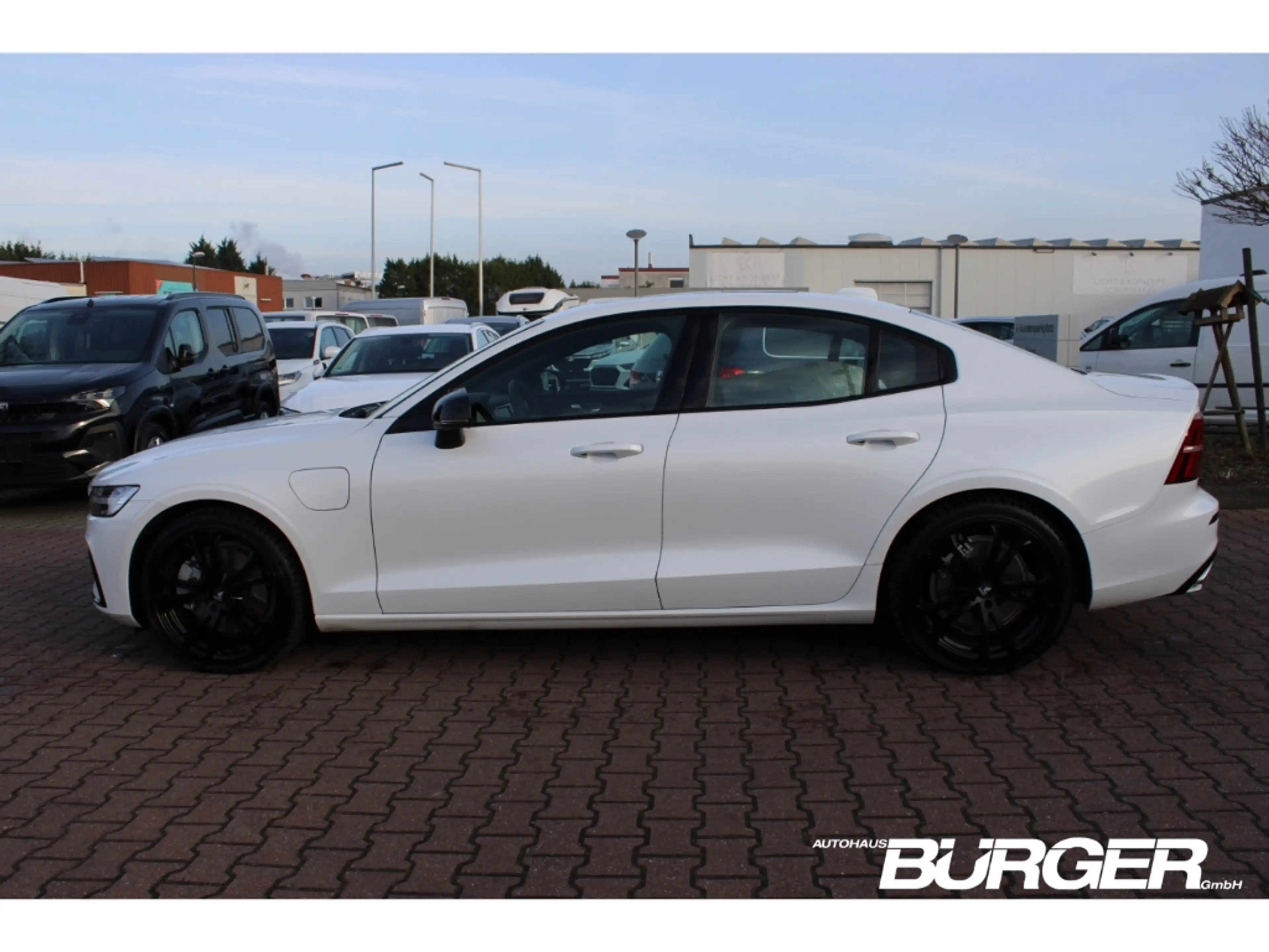 Volvo S60 R Design AWD T8 HUD Navi 360°Pano ACC LED  Memory — photo 8