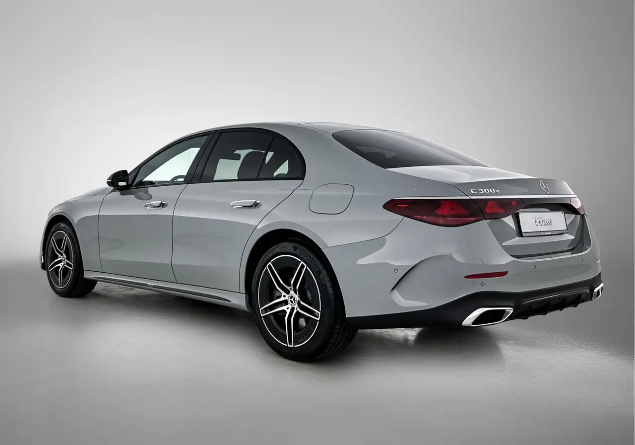 Mercedes-Benz E-Class 2026 — фото 14