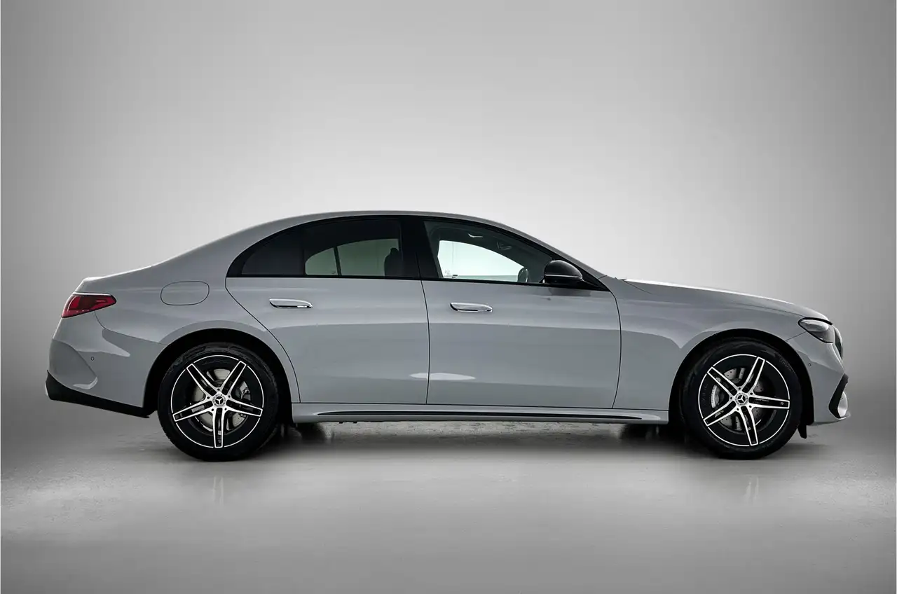 Mercedes-Benz E-Class 2026 — фото 12