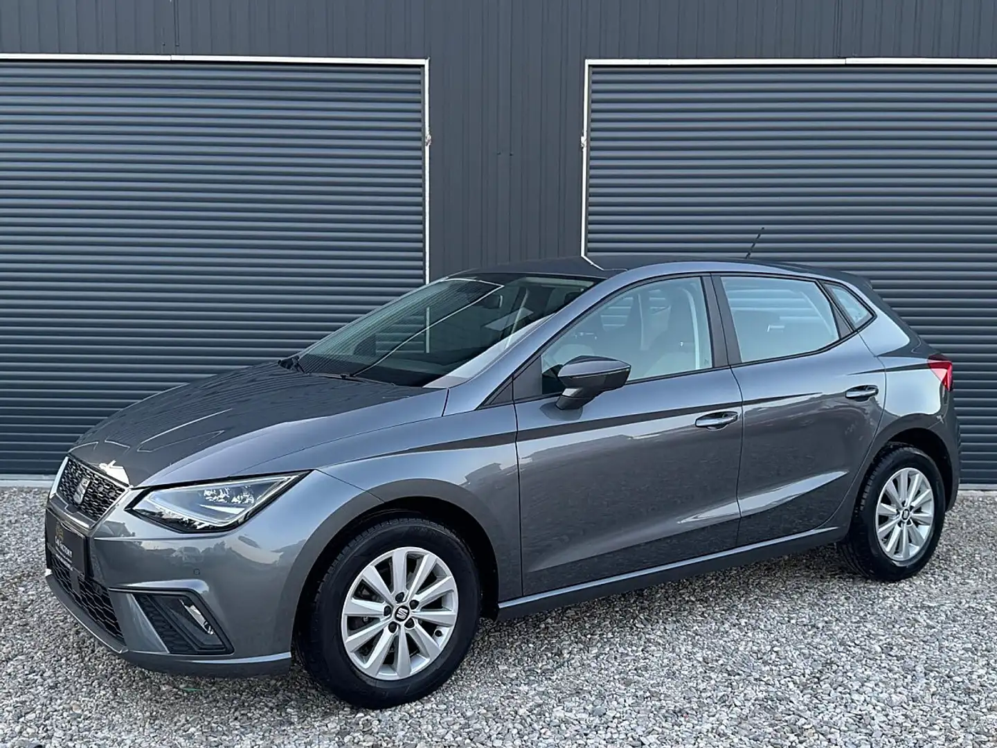 SEAT Ibiza 1,0 Style Grau - 2
