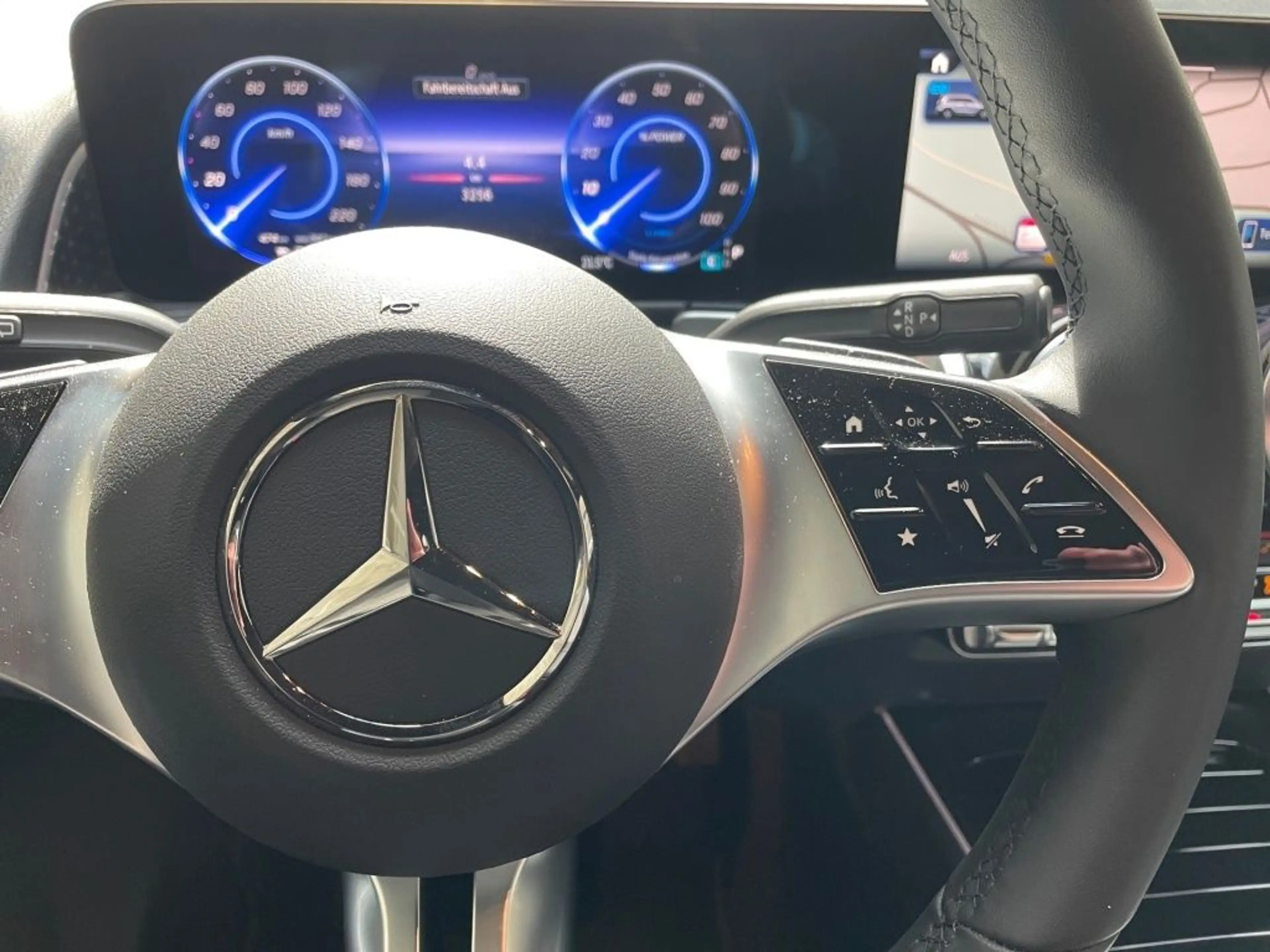 Mercedes-Benz EQB 250 MBUX+Progressive+Ambiente+Totwinkel+AUT — photo 25
