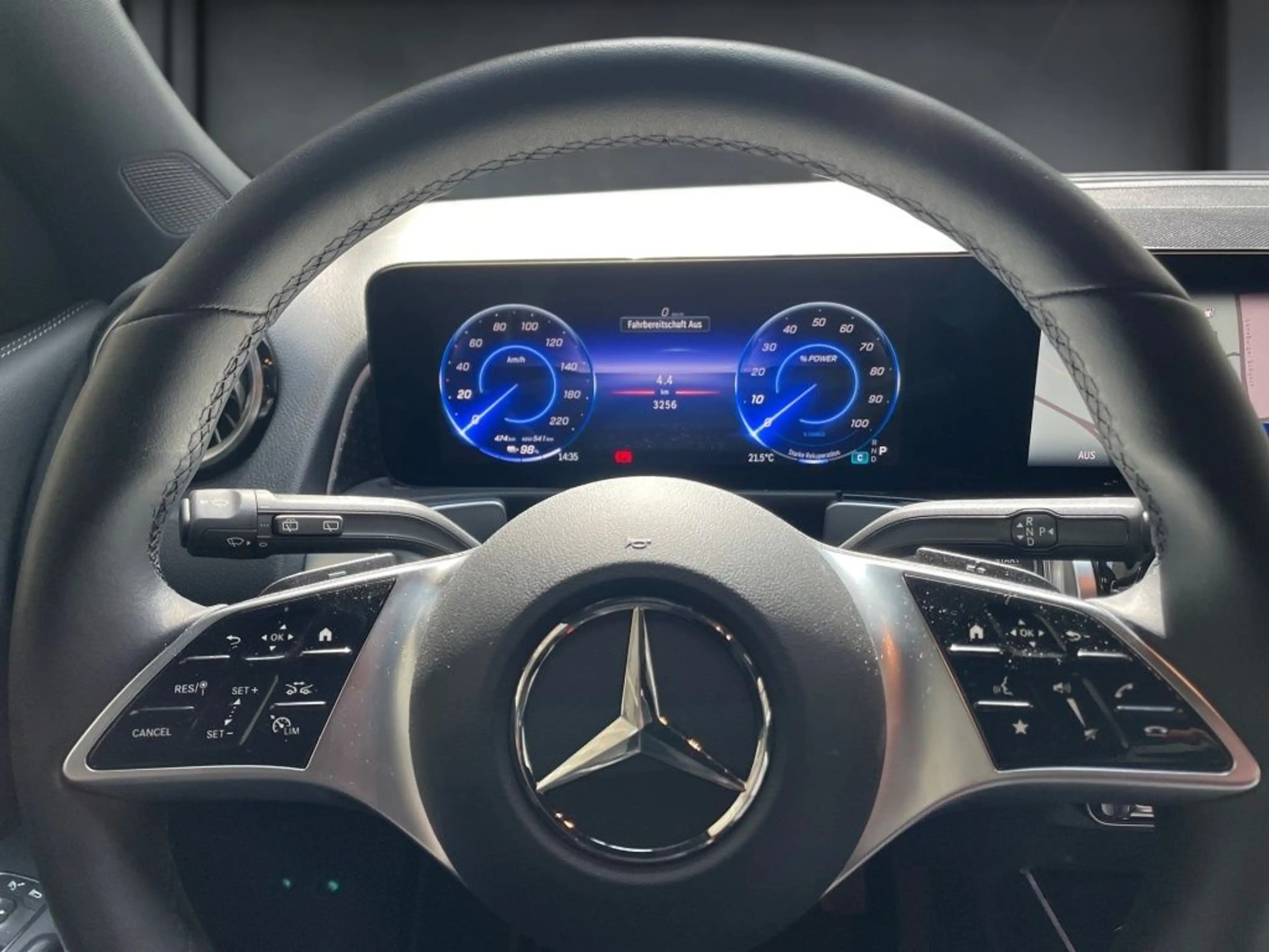 Mercedes-Benz EQB 250 MBUX+Progressive+Ambiente+Totwinkel+AUT — photo 8