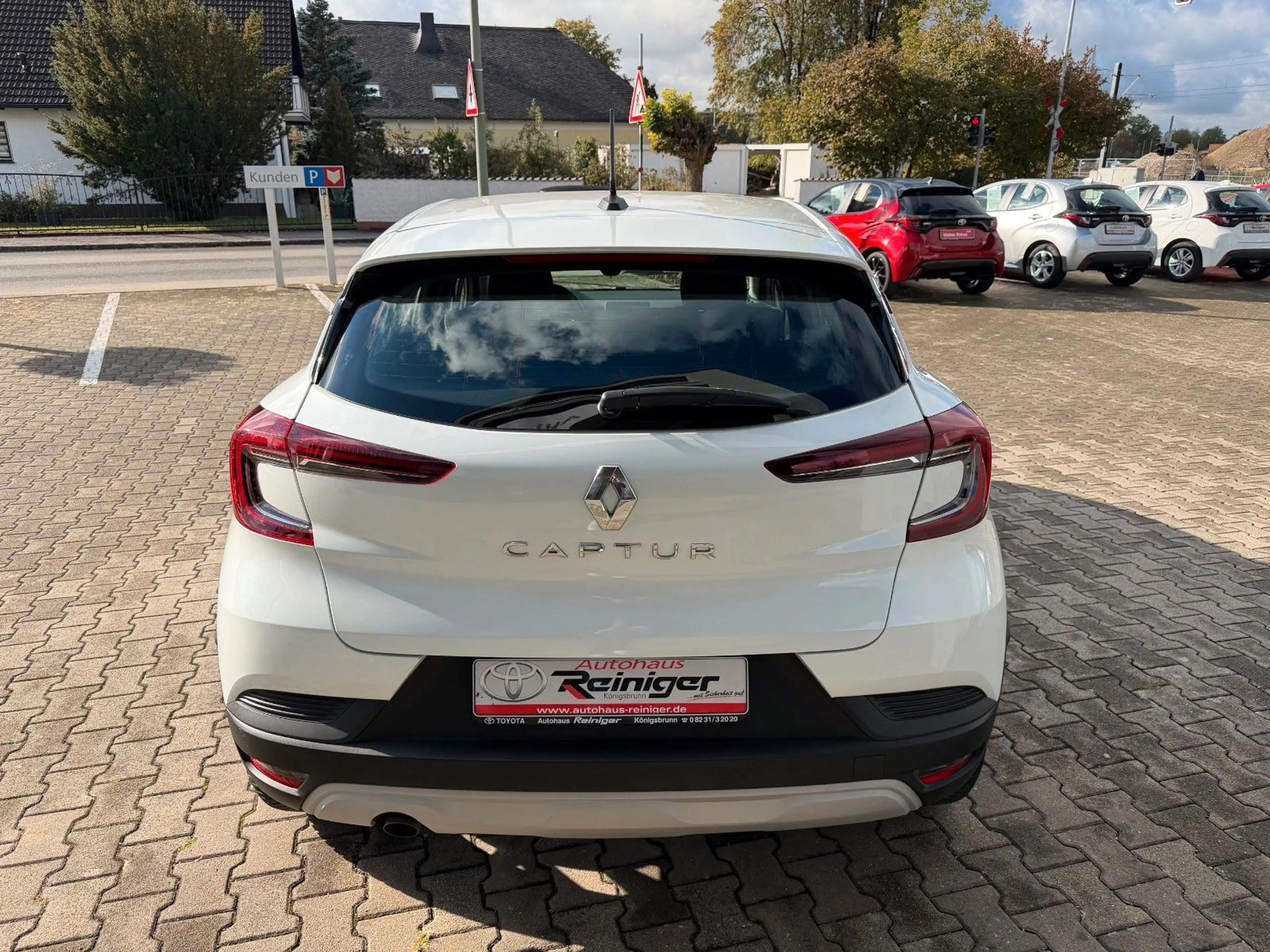 Renault Captur *Automatik, SHZ, Allwetterreifen, Klima* — photo 7