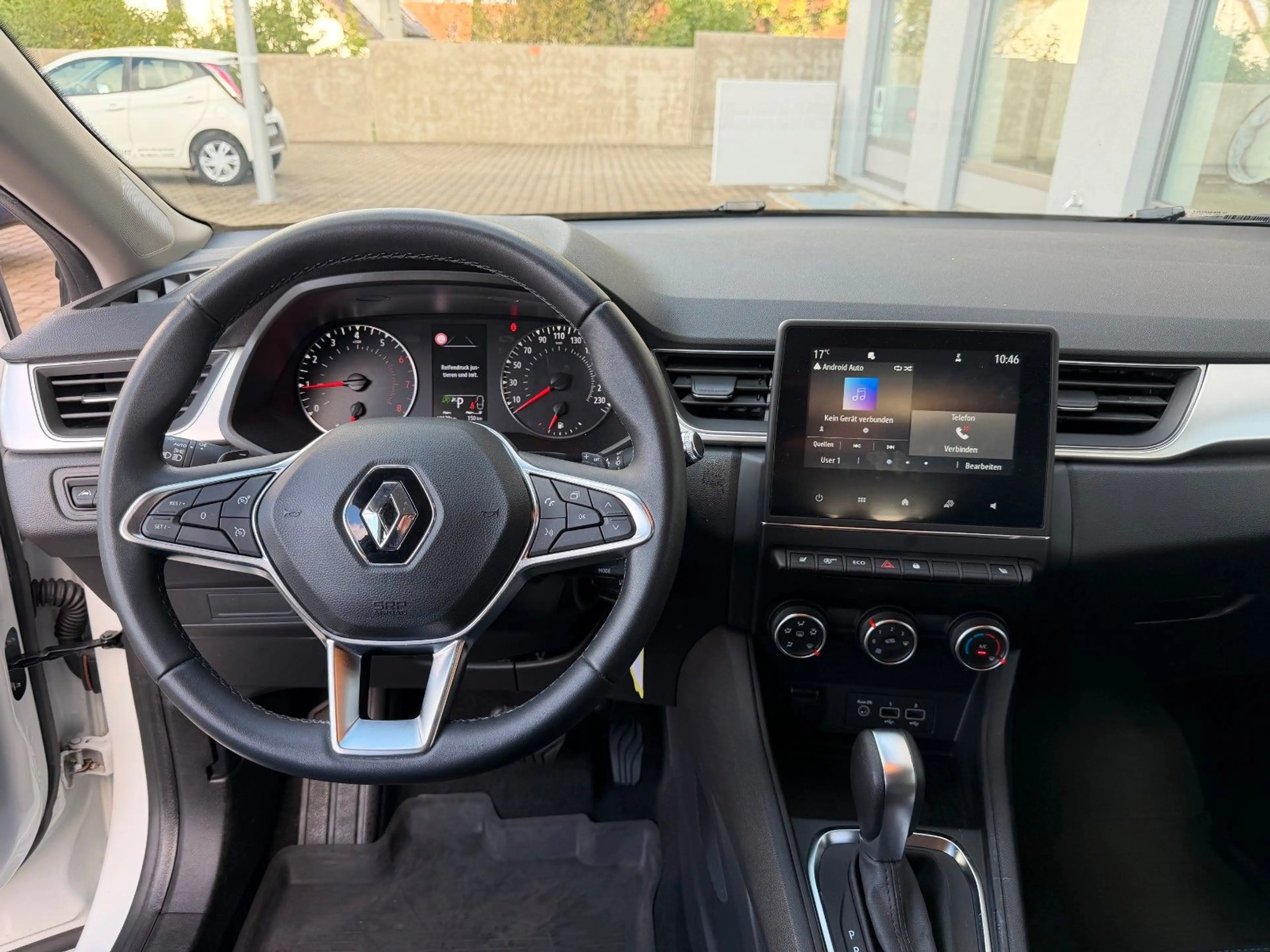 Renault Captur *Automatik, SHZ, Allwetterreifen, Klima* — photo 11
