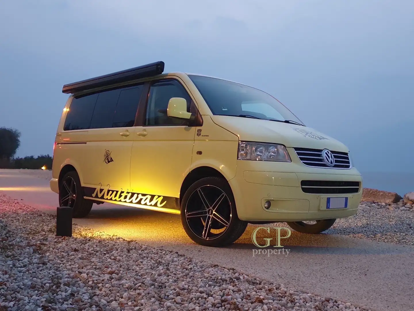 Volkswagen T5 Multivan camper allestimento Westfalia Жовтий - 1