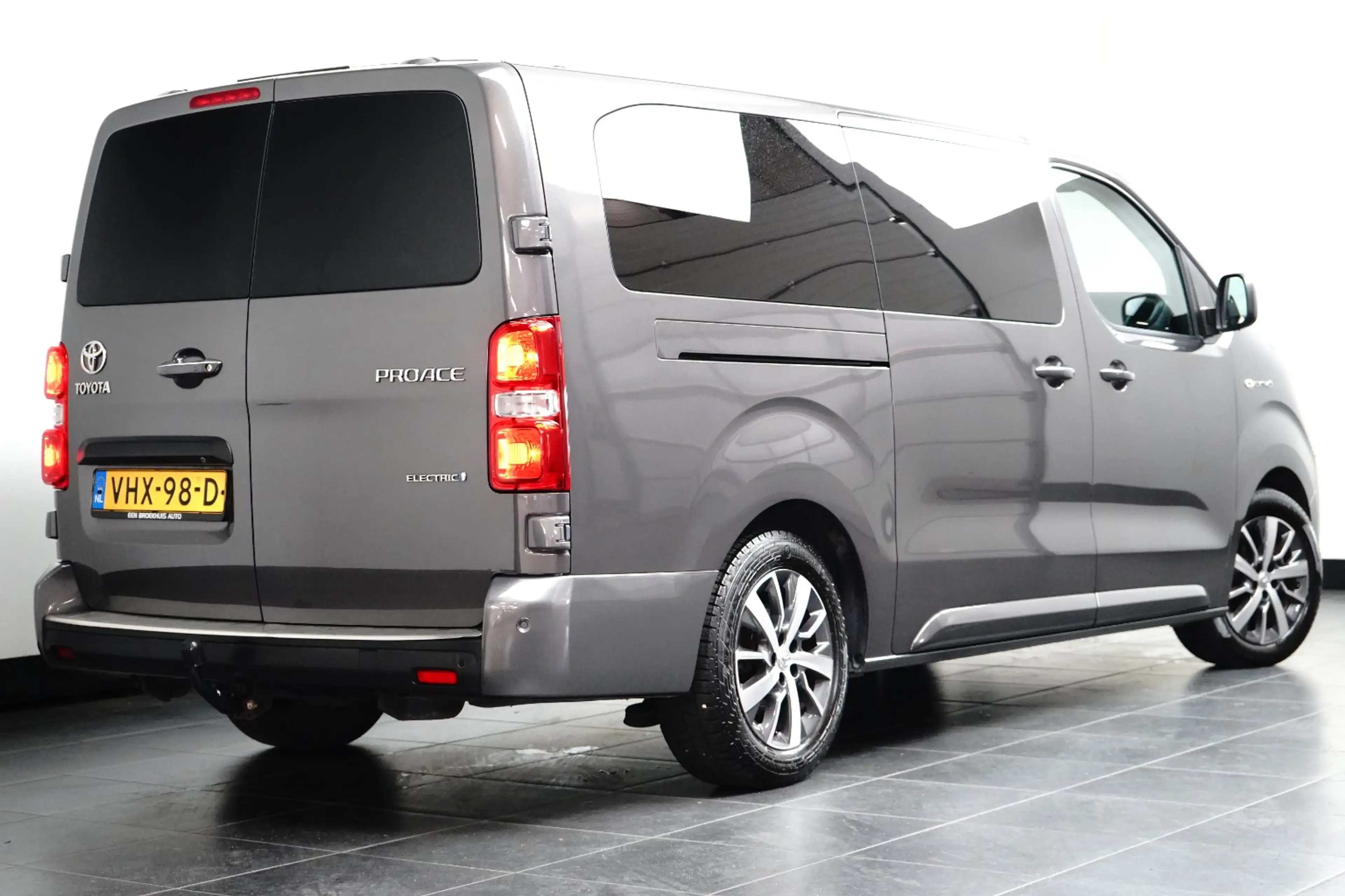 Toyota Proace Electric Worker 75KWH EXTRA RANGE INNOVATOR LONG / — photo 4
