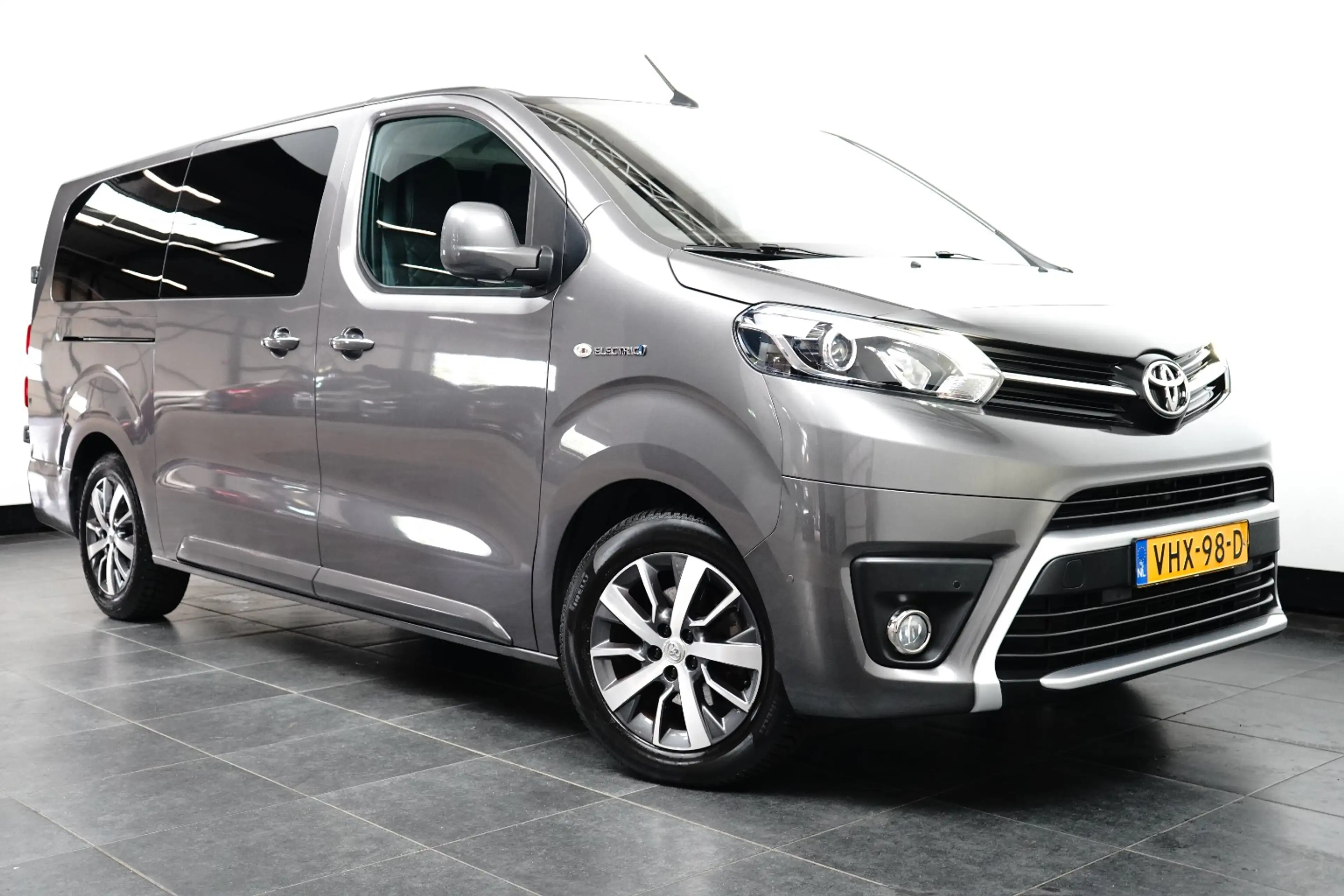 Toyota Proace Electric Worker 75KWH EXTRA RANGE INNOVATOR LONG / — photo 3