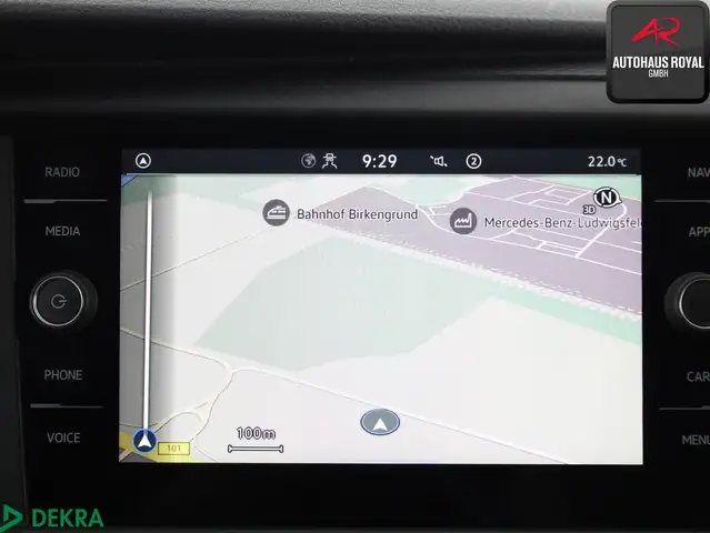 Volkswagen Transporter view 15