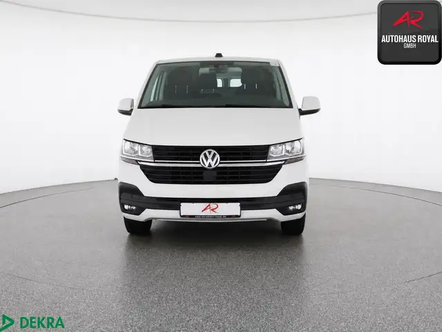 Volkswagen Transporter view 8