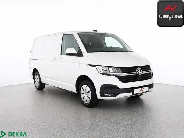 Volkswagen Transporter view 7