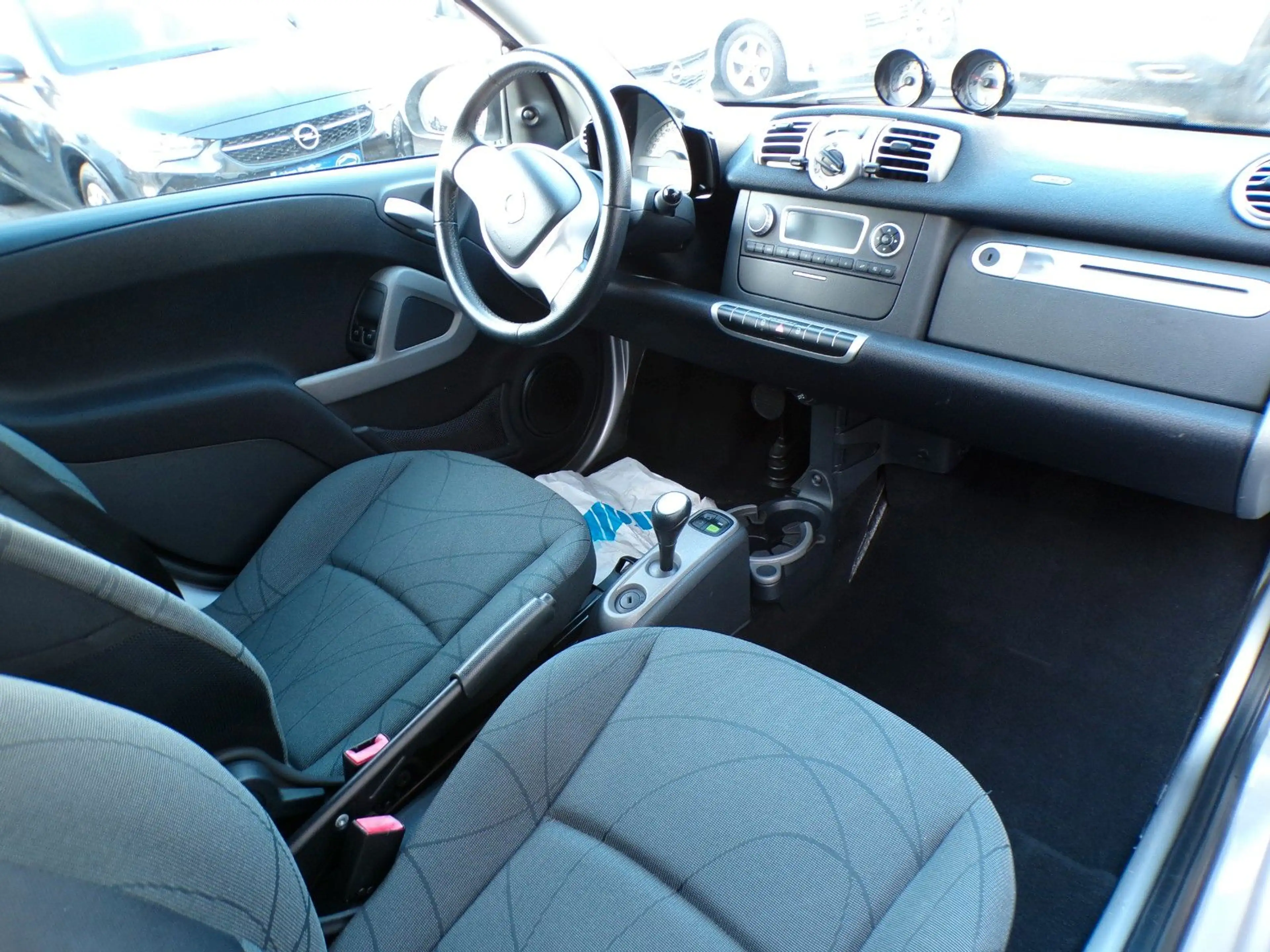 smart forTwo cabrio 1.0 52kW mhd passion — photo 11