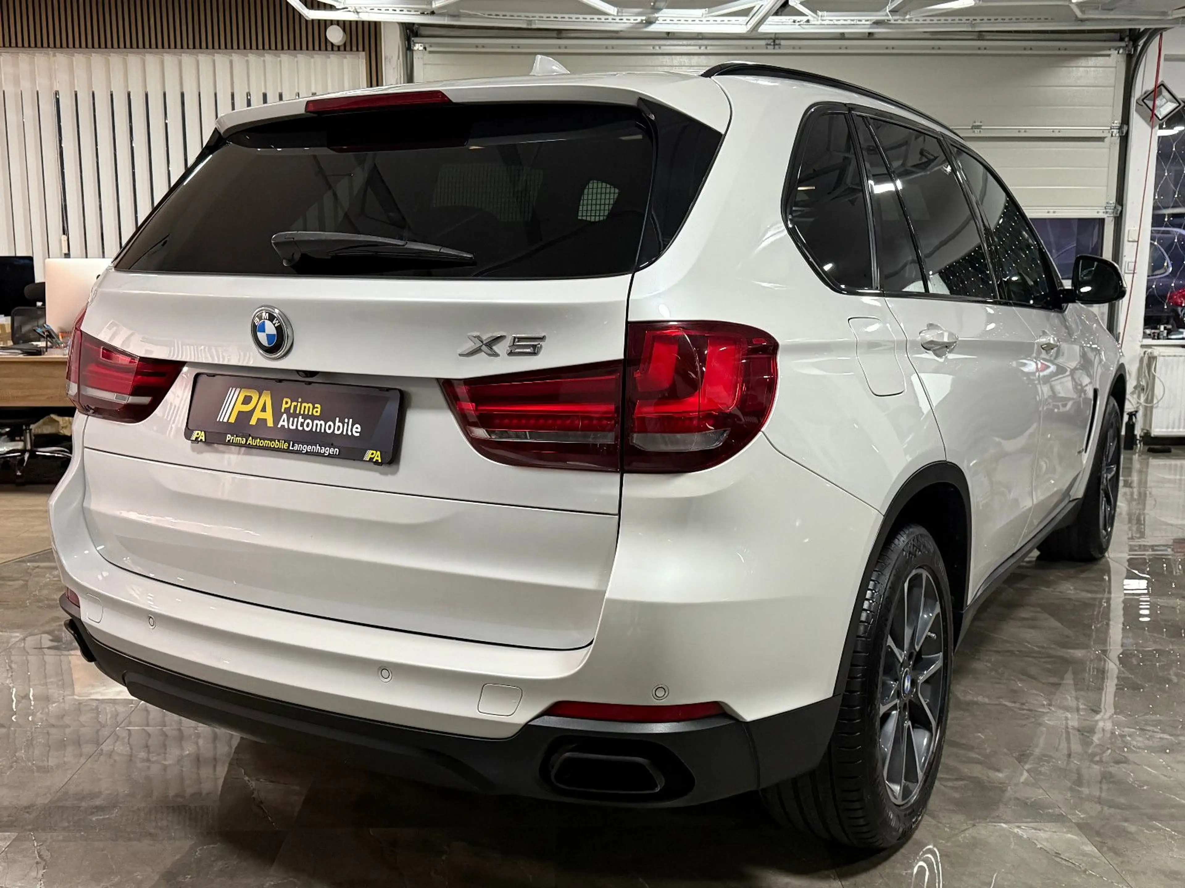 BMW X5 xDrive 40d Keyl. Softclose Sitzklima ACC AHK — photo 4