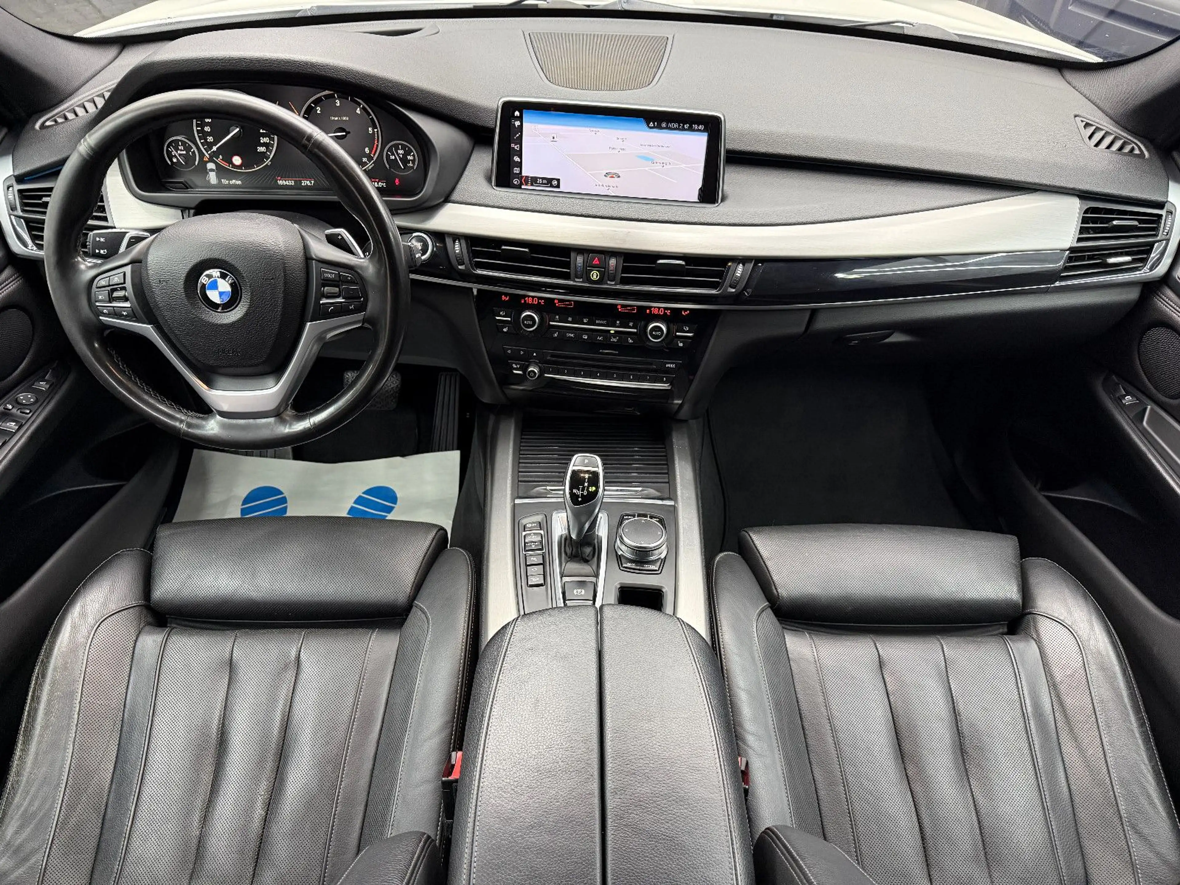 BMW X5 xDrive 40d Keyl. Softclose Sitzklima ACC AHK — photo 8