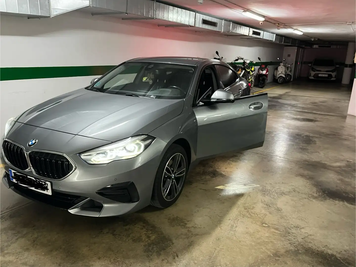BMW 218 218iA Gran Coupé - 1