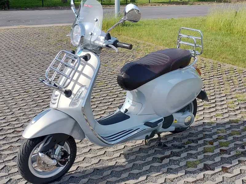 Vespa Primavera