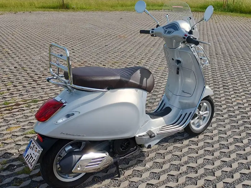 Vespa Primavera - foto 4