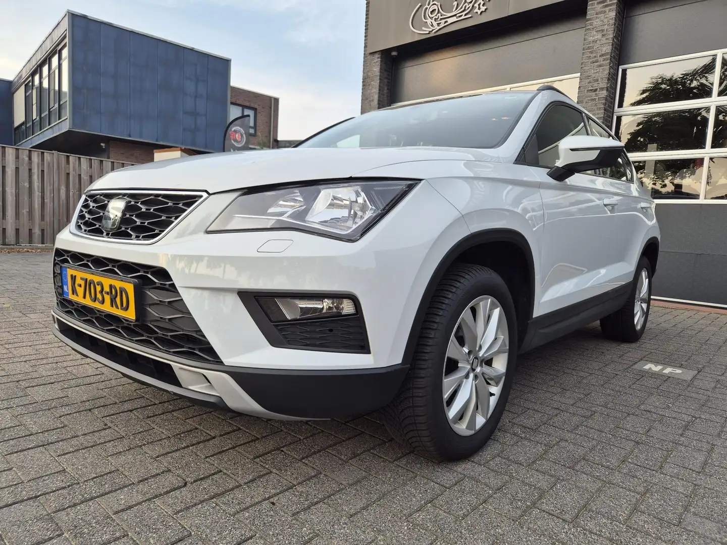 SEAT Ateca 1.5 TSI Style Business Intense Wit - 1