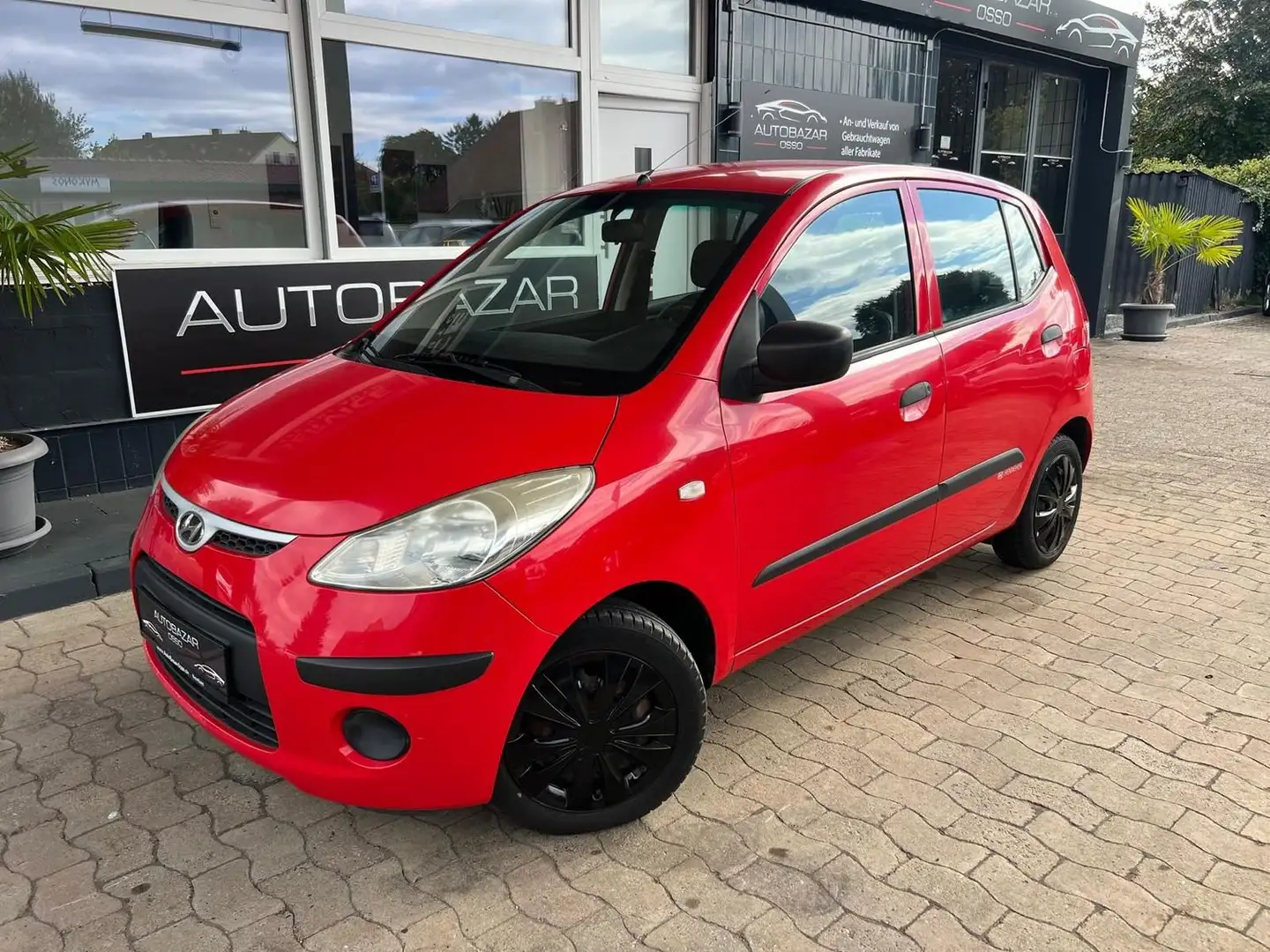 Hyundai i10 Edition+ + 2.Hand* KUNDENAUFTRAG * TÜV NEU * Rot - 1