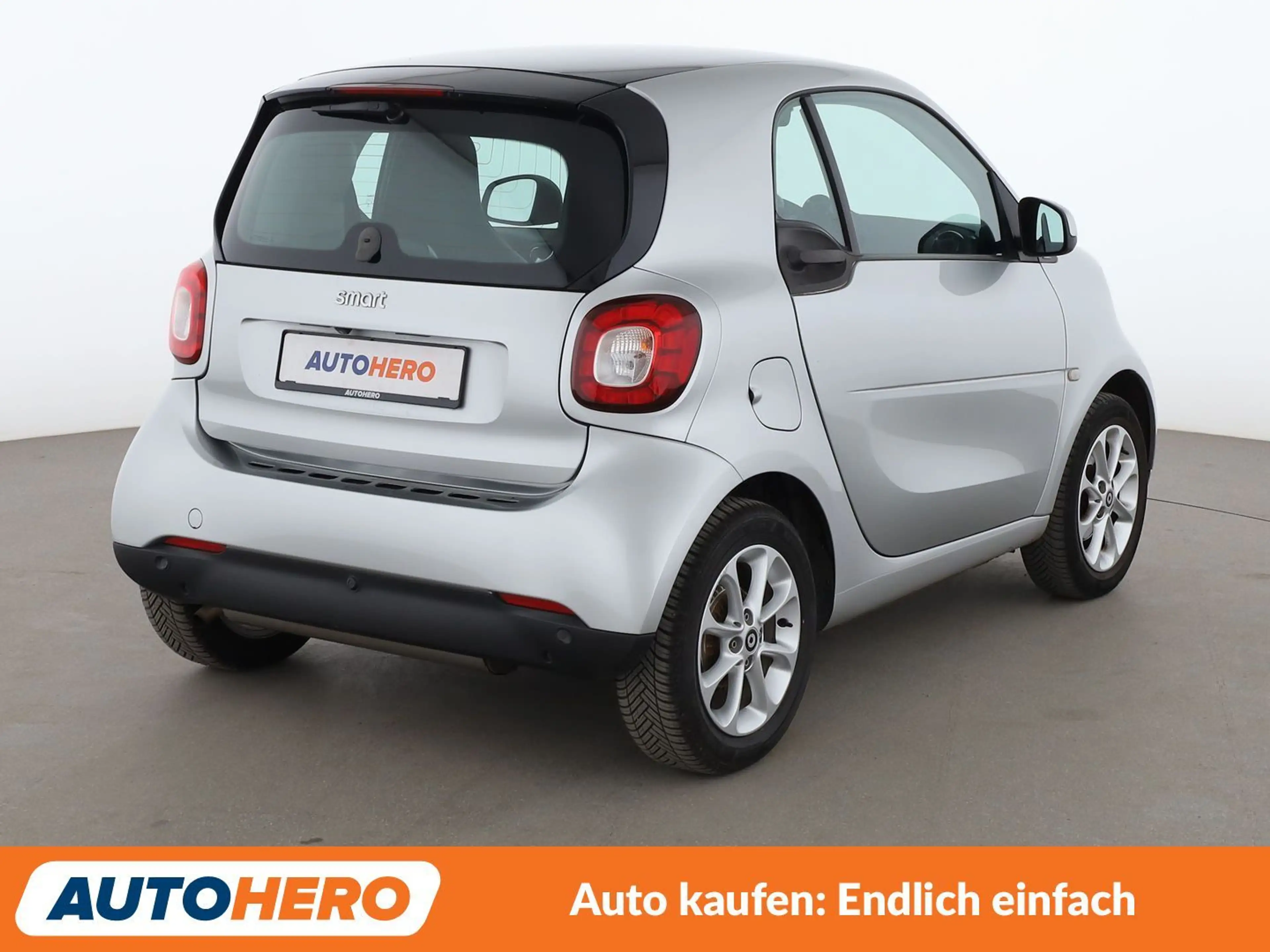 smart forTwo 0.9 Turbo Prime Aut.*NAVI*SPUR*PDC*SHZ*KLIMA* — photo 6
