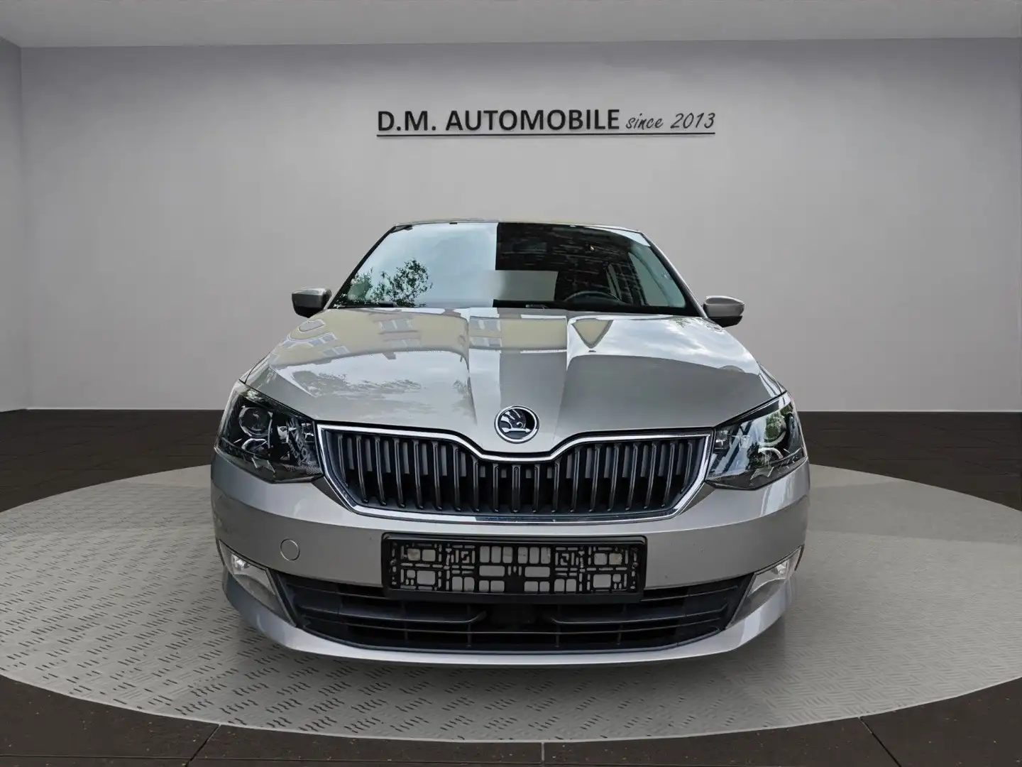 Skoda Fabia Style Klimaaut. SHZ ALU Keyless Start Beige - 2