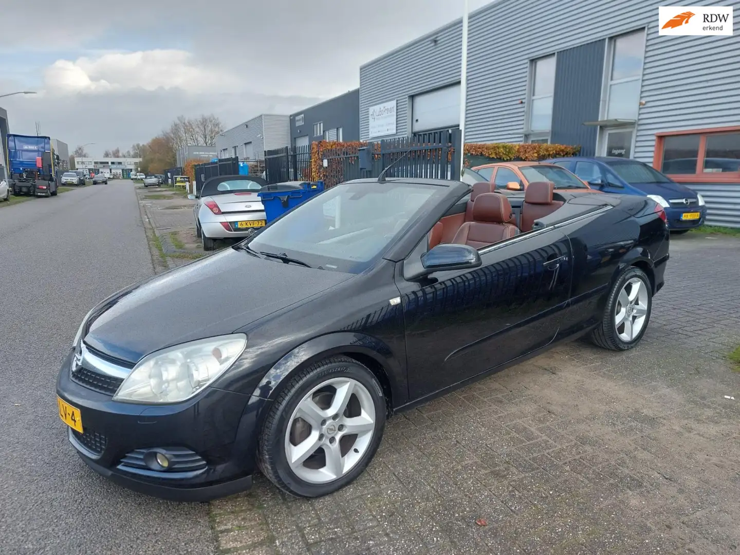 Opel Astra TwinTop 1.8 Temptation 2 deurs cabriolet start/sto Noir - 1
