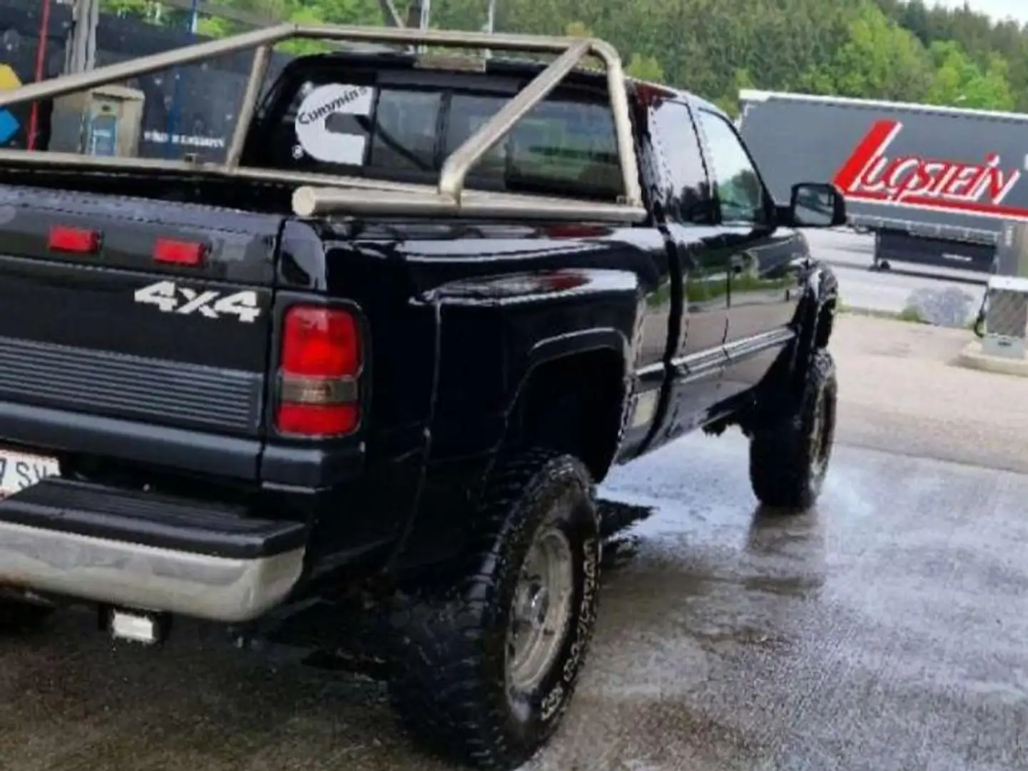 Dodge RAM 2500 Czarny - 2