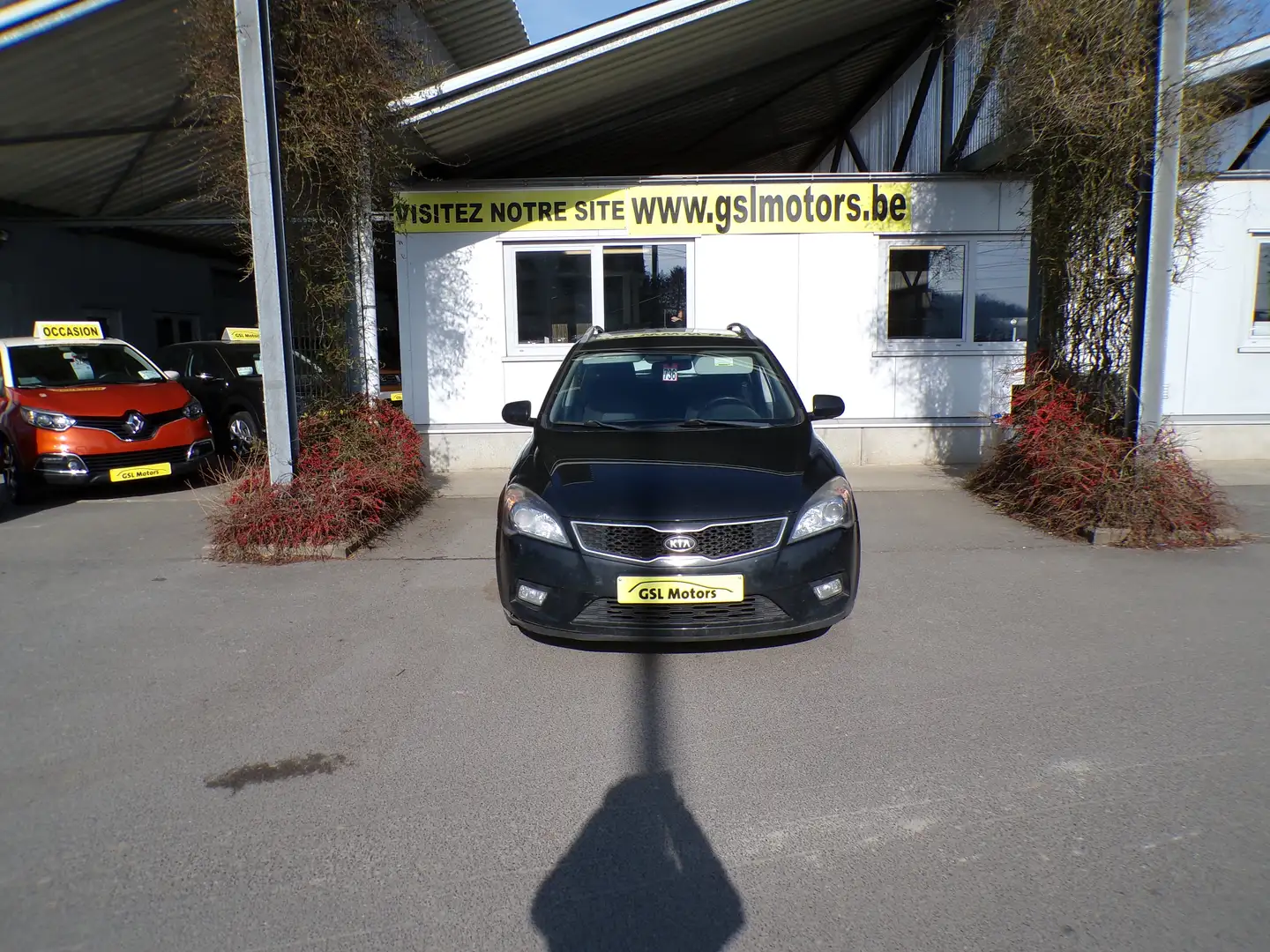Kia Ceed SW / cee'd SW 1.4 CRDi 90cv break noir08/12 Airco Capteurs Radio Noir - 2