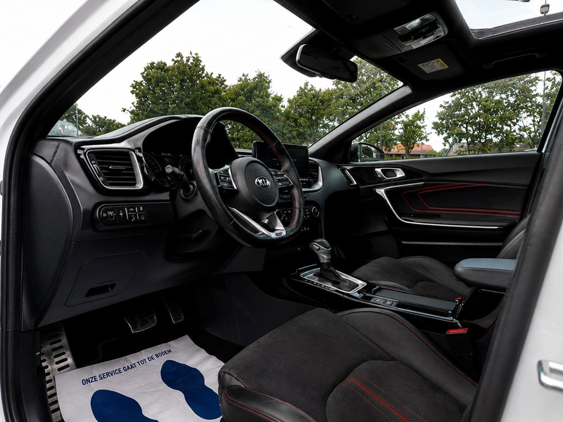 Kia ProCeed / pro_cee'd 1.6 T-GDI GT Volledig Dealer Onderhouden Vol! — photo 14