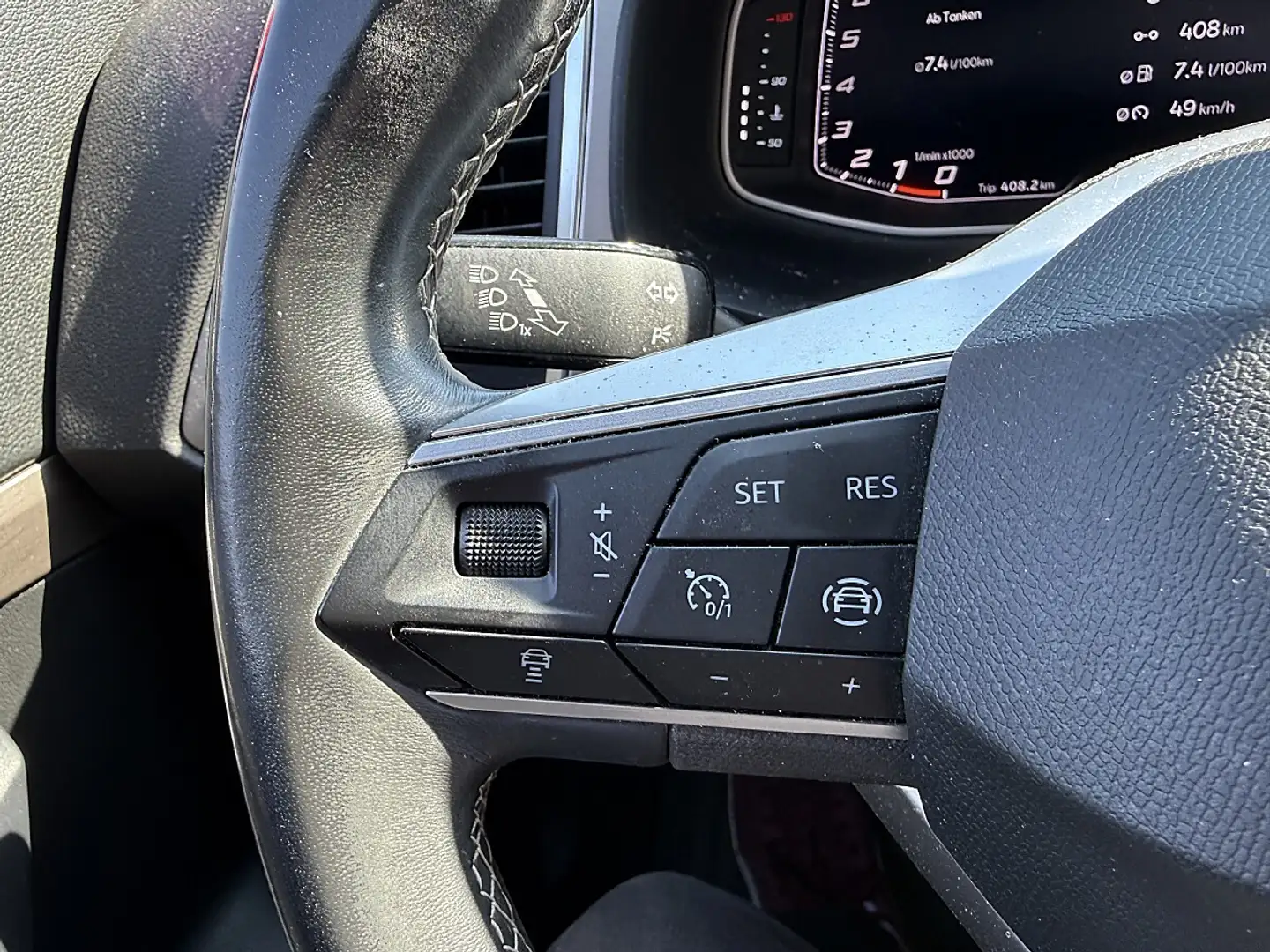 SEAT Ateca 1,5 Xperience ACT TSI Rot - 2
